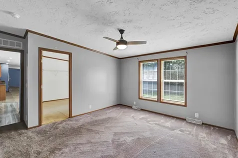 13407 Snowden Way Louisville KY 40272