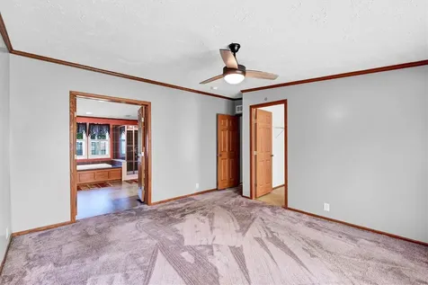 13407 Snowden Way Louisville KY 40272
