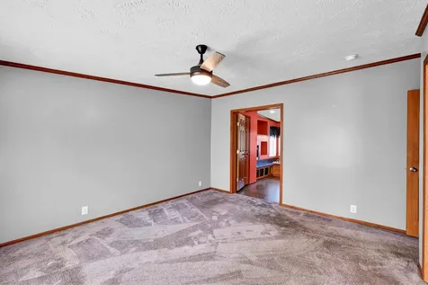 13407 Snowden Way Louisville KY 40272