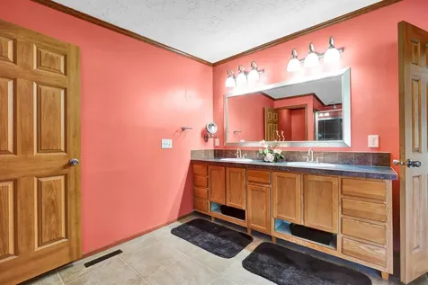 13407 Snowden Way Louisville KY 40272