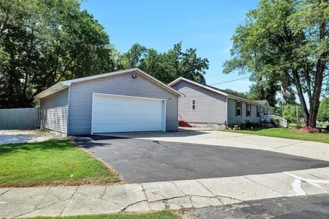 13407 Snowden Way Louisville KY 40272