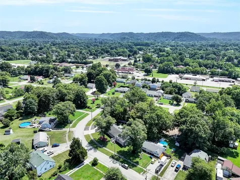 13407 Snowden Way Louisville KY 40272