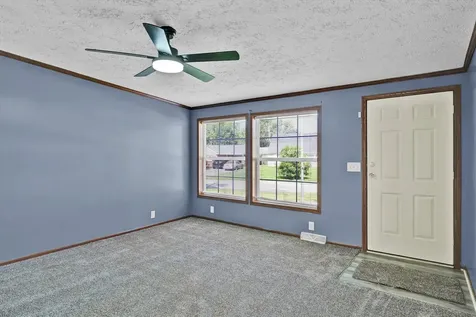 13407 Snowden Way Louisville KY 40272