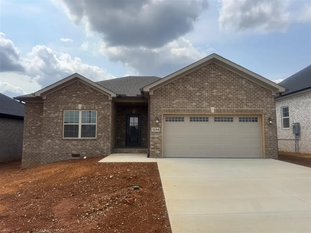 1344 Helmsdale Avenue Bowling Green KY 42101