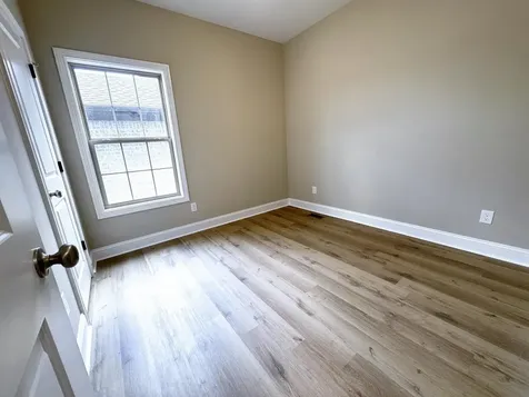 1344 Helmsdale Avenue Bowling Green KY 42101