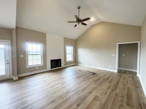 1344 Helmsdale Avenue Bowling Green KY 42101