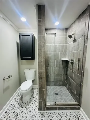 708 Sherwood Drive Bowling Green KY 42103