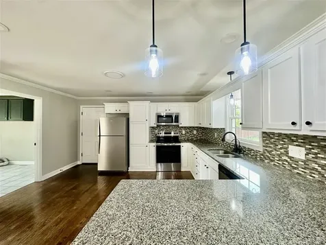 708 Sherwood Drive Bowling Green KY 42103