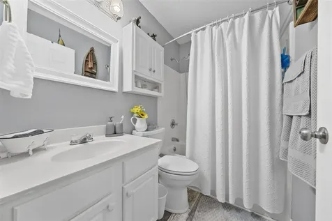 1201 Miller Pond Road Franklin KY 42134