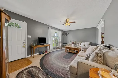 1201 Miller Pond Road Franklin KY 42134