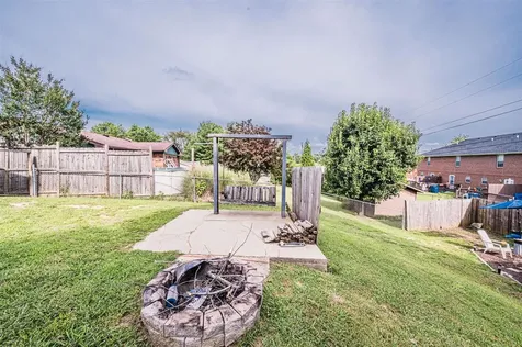 104 Pocahontas Trail Glasgow KY 42141