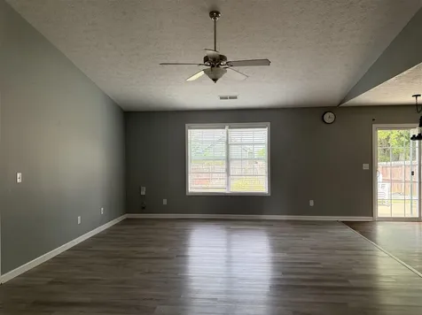 1203 Chicory Way Bowling Green KY 42104
