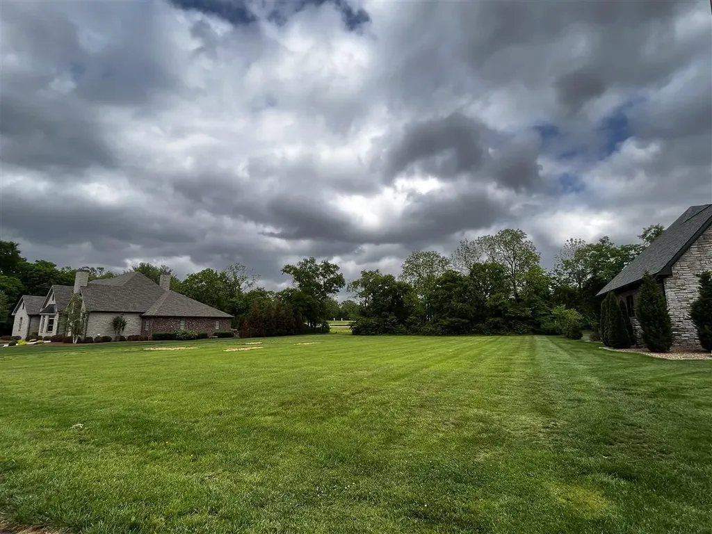 Lot 6 Mccubbin Drive Bowling Green KY 42104