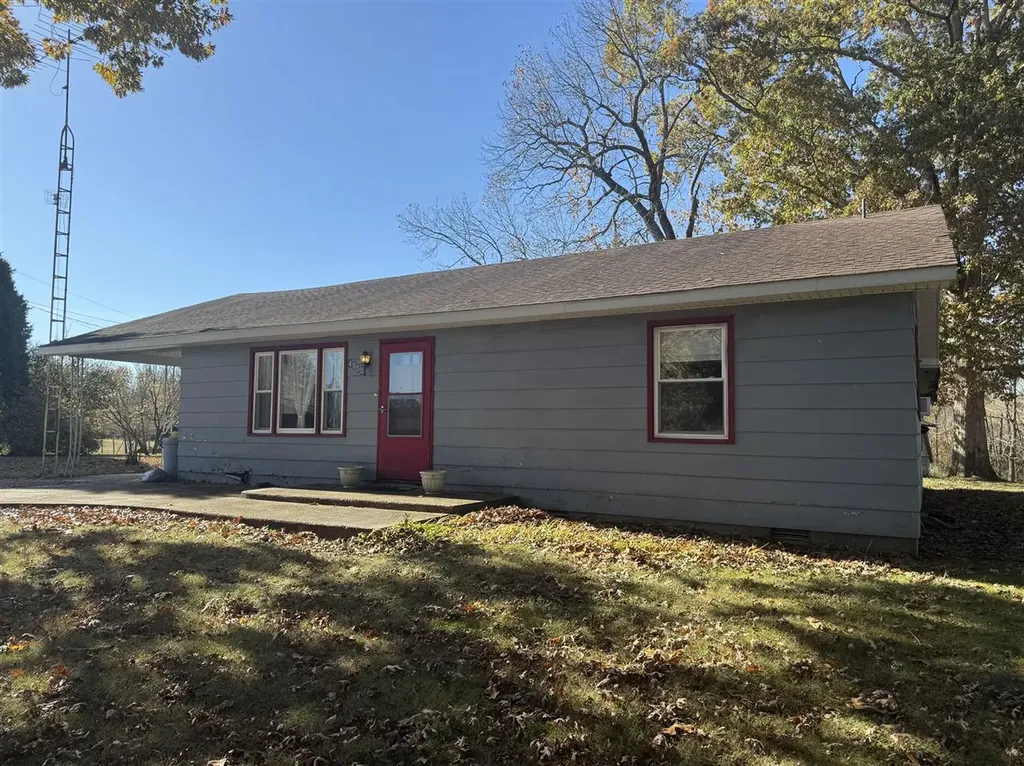 4555 Logansport Road Morgantown KY 42261