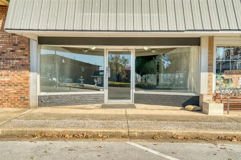 110 W Gallatin Street Adairville KY 42202