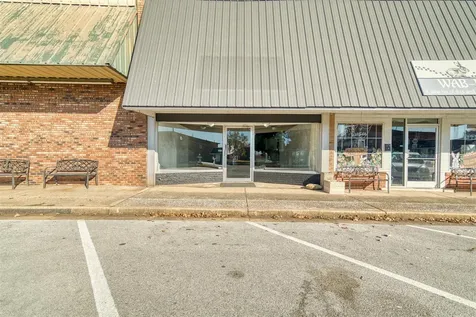 110 W Gallatin Street Adairville KY 42202