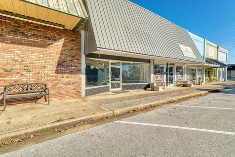 110 W Gallatin Street Adairville KY 42202