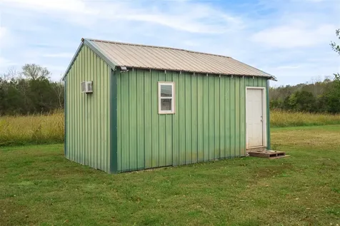 512 Hunters Circle Russellville KY 42276
