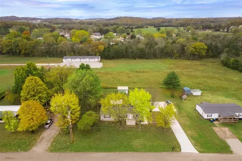 512 Hunters Circle Russellville KY 42276