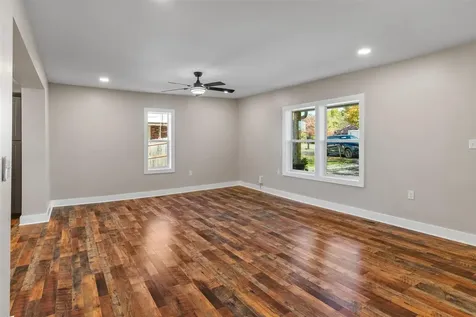 261 Maysville Road Scottsville KY 42164