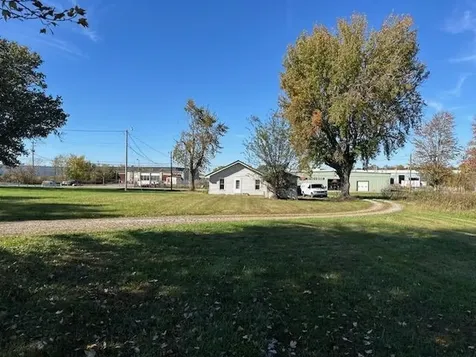 220 Tucker School House Road Madisonville KY 42431