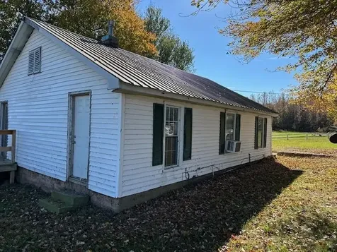 220 Tucker School House Road Madisonville KY 42431