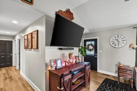 1318 Salem Circle Bowling Green KY 42101