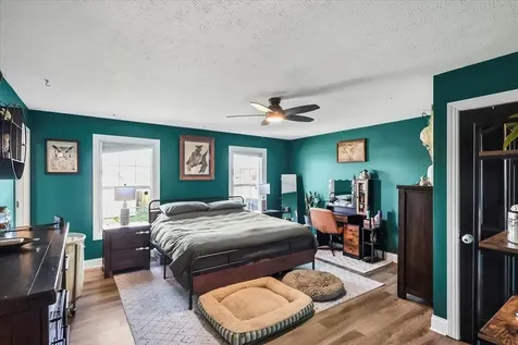 1318 Salem Circle Bowling Green KY 42101