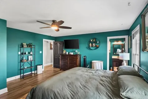 1318 Salem Circle Bowling Green KY 42101