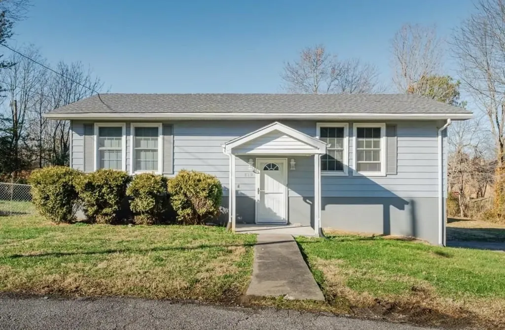 819 Columbus Drive Madisonville KY 42431