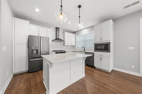 680 Big Leaf Avenue Bowling Green KY 42104