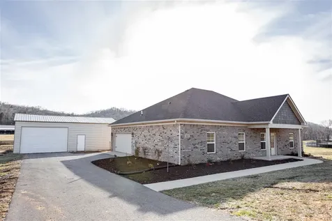 651 Allen Michael Court Bowling Green KY 42101