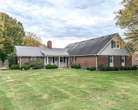 290 Hillwood Drive Bowling Green KY 42101