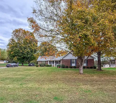 290 Hillwood Drive Bowling Green KY 42101