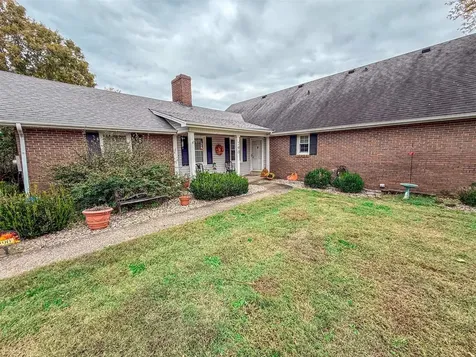 290 Hillwood Drive Bowling Green KY 42101