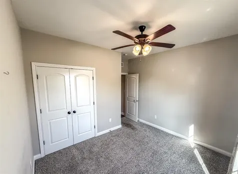 2859 Windsor Trace Court Bowling Green KY 42104