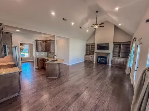2859 Windsor Trace Court Bowling Green KY 42104