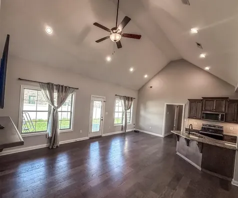 2859 Windsor Trace Court Bowling Green KY 42104