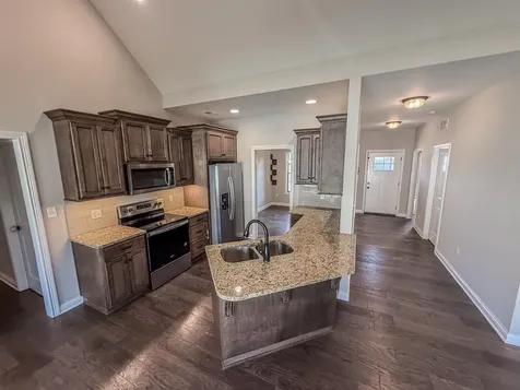 2859 Windsor Trace Court Bowling Green KY 42104