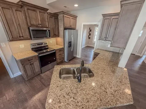 2859 Windsor Trace Court Bowling Green KY 42104