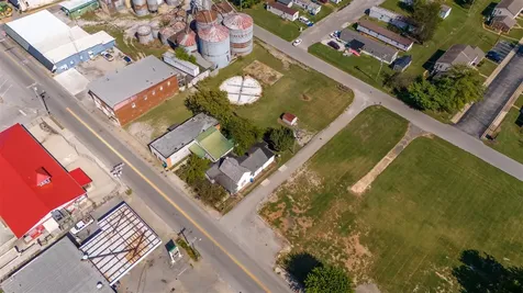 134 S Main Street Adairville KY 42202