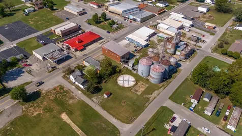 103 E Gallatin Street Adairville KY 42202
