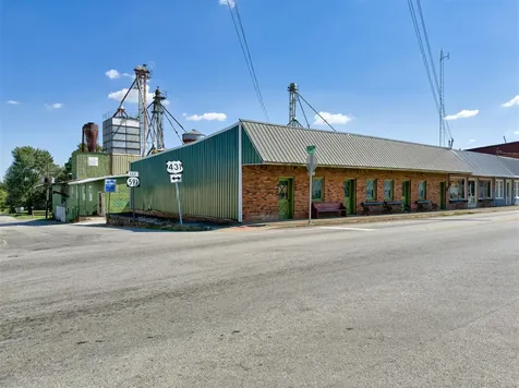 103 E Gallatin Street Adairville KY 42202