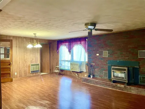 4386 Morgantown Road Russellville KY 42276