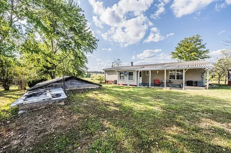1960 Gaston Road Belton KY 42324
