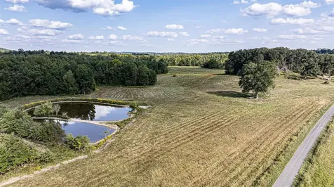 1960 Gaston Road Belton KY 42324