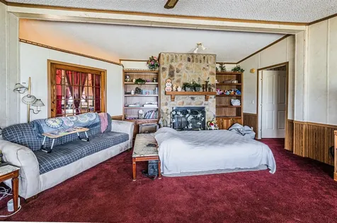 1960 Gaston Road Belton KY 42324