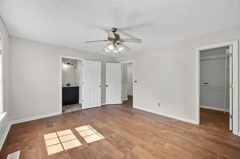 115 Cal Avenue Bowling Green KY 42104