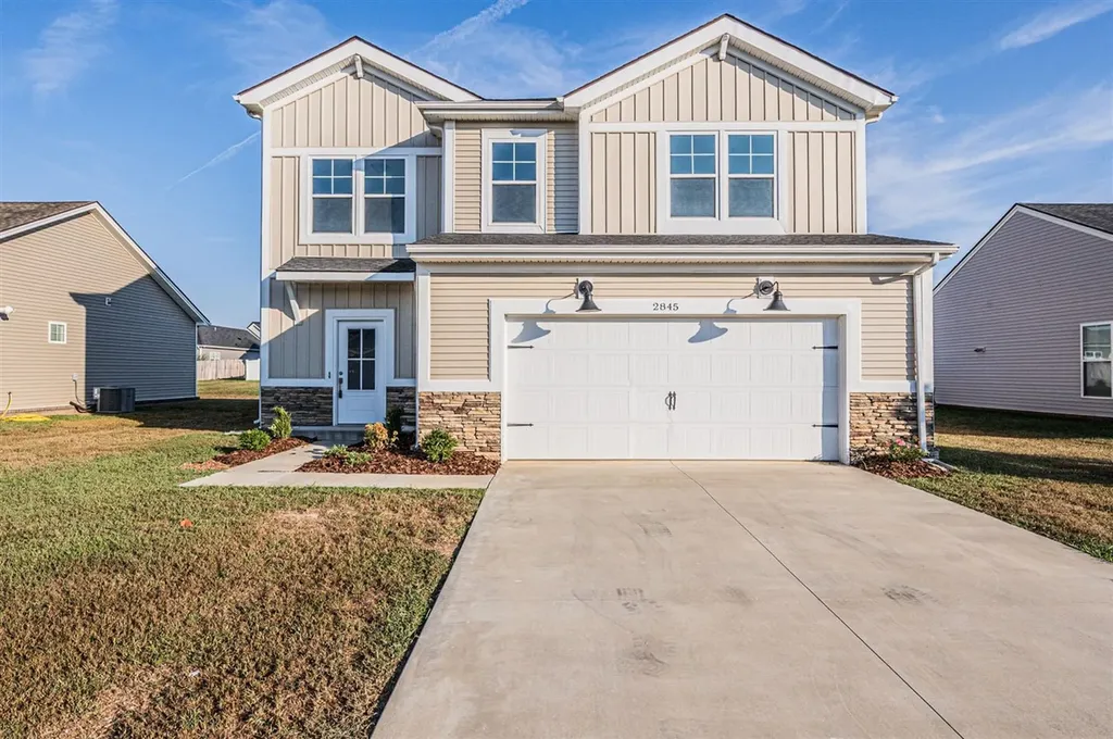 2845 Brahman Circle Bowling Green KY 42104