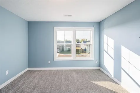 2845 Brahman Circle Bowling Green KY 42104